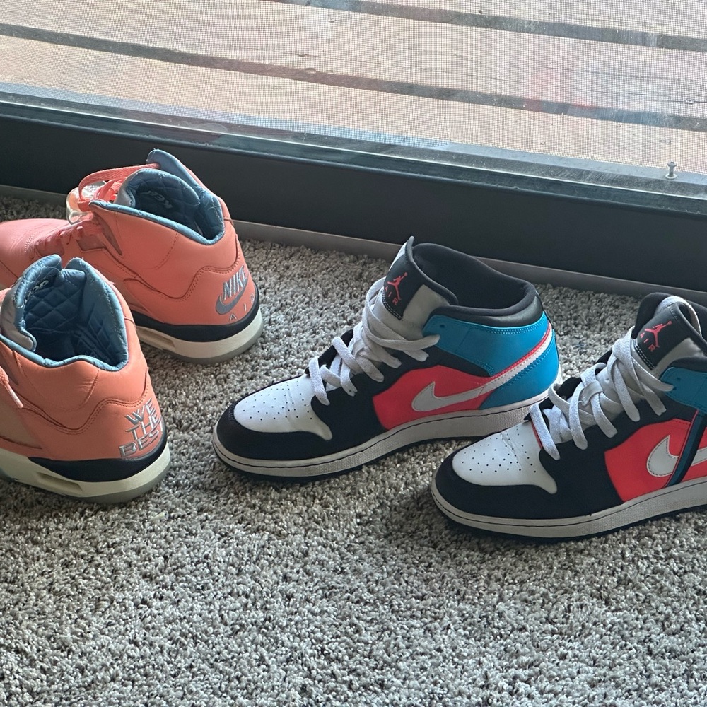SHOES - Picture 4 of 13